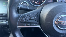 Nissan Qashqai 1.3 DiG-T N-Motion 5dr Petrol Hatchback